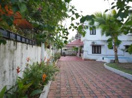 Tree Fort Homestay, Hotel in Kochi