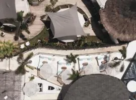 Runik Beach Club & Resort - Adults Only