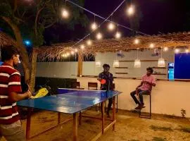 Wake N Flow, Hiriketiya