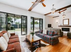 The Warehouse - Heritage Elegance in Central Mudgee