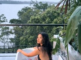 Zen Koggala by Sugar Coliving, hotel in Habaraduwa