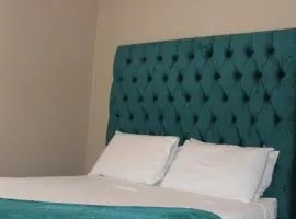 CHIC Alberton Guest House