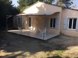 Gîte En Provence, 90 M²