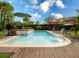 Maloan, gite avec piscine