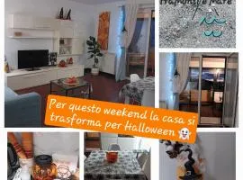 TraMonti e Mare, vista mare giardino, la casa che in ogni stagione si trasforma!, ideale famiglie con bambini