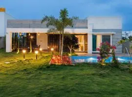 The Blue Orchard by StayJadeGardenPrivate Pool