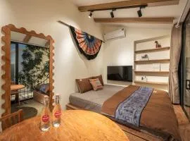 Lakeside Horizon Boutique Suites-1 min to Hoan Kiem Lake-Free Airport