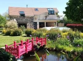 Gite Des Taravelles, hotel in Manzat