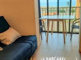 Appart avec loggia en front de mer et superbe vue