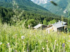 Civico 2, hotel v destinaci Marmora