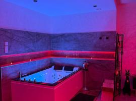 Suite Camélia Luxury & Love, ξενοδοχείο σε Bias