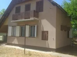 Tomi Vendégház Cserkeszőlő