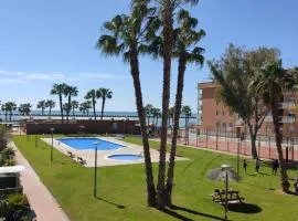 Beautiful Flat In Front the sea