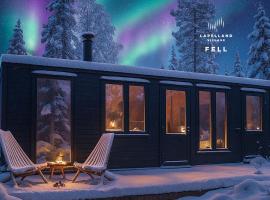 Lapland Landscape XL Cabin with Nature View, Sauna, Fireplace & Kitchen, Sodankyl&auml;, Luosto, Fell Village، كابينة في لوستو