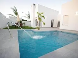 Chalet con piscina en Conil