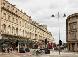 Studio Flat in Queens Road