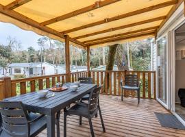 Mobil Home 151, hotel i Longeville-sur-Mer