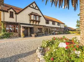 The Honest Lawyer, an Ascend Collection Hotel