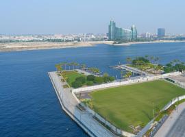 Pavilion Hotel Al Jaddaf - Former Citadines Culture Village, hotel near Dubai International Airport - DXB, Dubai