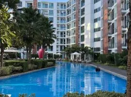 The One Condo - Family Suite 2BDR Pool View