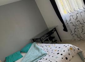 Chez Dapia, hotel in Saint-Denis-en-Val