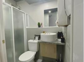 Urban Deca Homes Banilad T1, hotel in Mandaue City