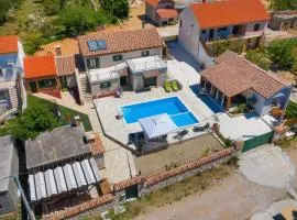 Villa Kunta by Villas Guide