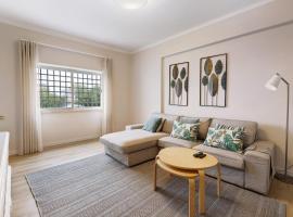 Caparica Sun Beach Villa, Hotel in Charneca