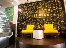 Beehive Phuket Old Town Hostel