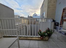 Best In Town, hotel v destinaci Qormi