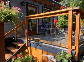 Little Cabin in Middlepoint, hotel a Halfmoon Bay
