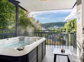 Egge Resort 7a mit Whirpool u Sauna，Altenbeken的有熱水按摩池的飯店