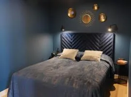 Home & Travel Apartments - AC - Parking - City Centre - Manufaktura - OFF Piotrkowska - EC1 - ATLAS Arena - Orientarium - Monopolis