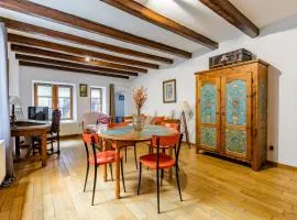 Charmant et typique 2 pièces Place de la Cathédrale