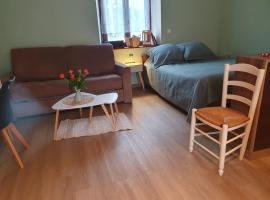 La BK'ne studio 2 à 4 personnes, hotel in Villeneuve-en-Retz