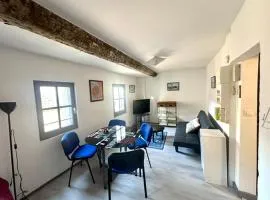 studio cœur de ville 25 m2 avec vue cathédrale