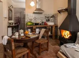 LEscala-Ventalló. Cosy WiFi Rooftop terrace EG