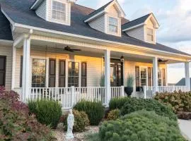 Bourbon Barrel Cottages Main House