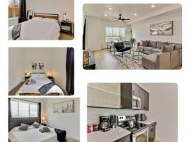 3 Min to DT 2 Car Garage Lux Townhome King Bed, villa in Salt Lake City