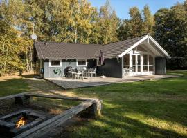 M397-Vaeggerlose-Stolt-Henriksvej-111, ξενοδοχείο με υδρομασάζ σε Bøtø By