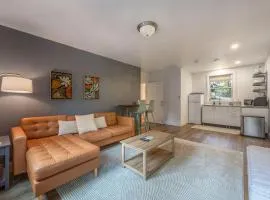 Evergreen Retreat B 30 Night Minimum apts