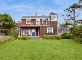 McKinnon's Beach House