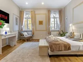 NEW! Da Tiffany 115mq con Garage Box Gratuito per 8 persone