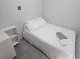 Saint Charles Hostel, ξενοδοχείο σε São Carlos