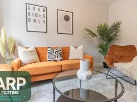 Green Park House, Private Garage and Parking