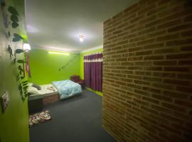 Home made guest house and netflix, hotel in Bhaktapur