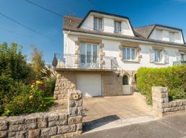 Maison De Caractère, hotel in Cancale