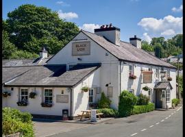 The Black Lion, hotel in Llanfair Talhaiarn