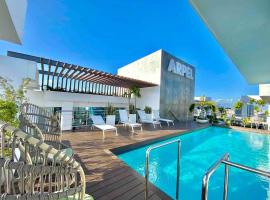 Upscale City Center Condo Pool, căn hộ chung cư cao cấp ở La Julia