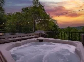 Evergreen Escape - Hot Tub